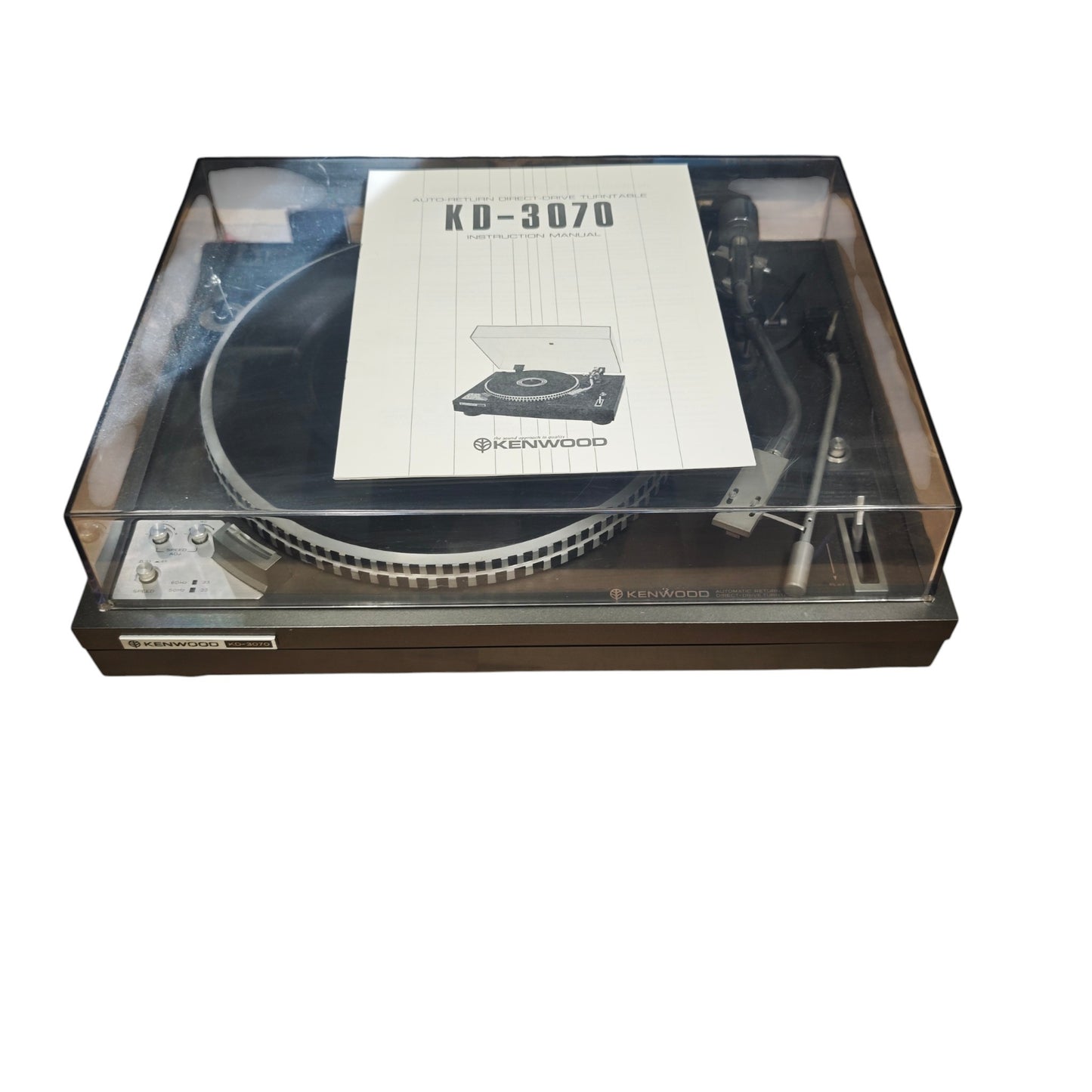 Kenwood KD-3070, ein klassischer Vintage-Plattenspieler mit Direktantrieb und Halbautomatik aus den späten 1970er
