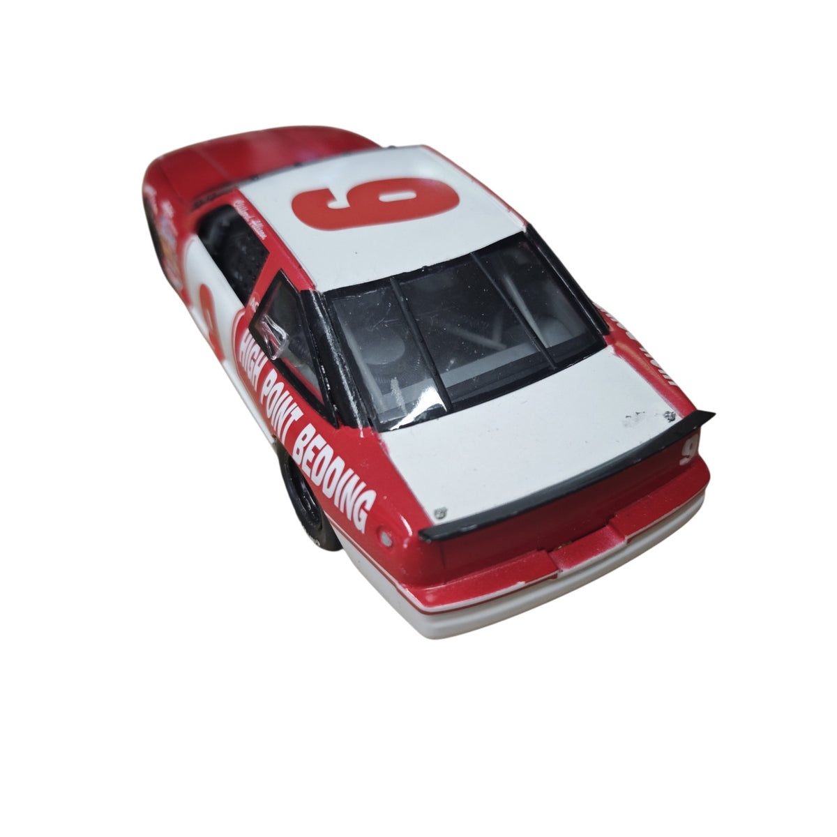 NASCAR-Modellauto mit der Startnummer 9 Clifford Allison Bausatz zusammengebaut