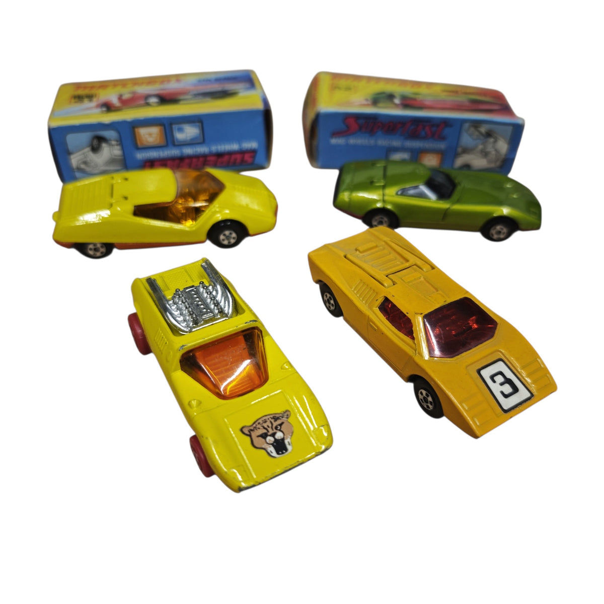 Matchbox Superfast Modellauto-Klassiker Siva Spyder (Nr. 41) sowie den Dodge Charger Mk. III (Nr. 52) von Lesney  1970er
