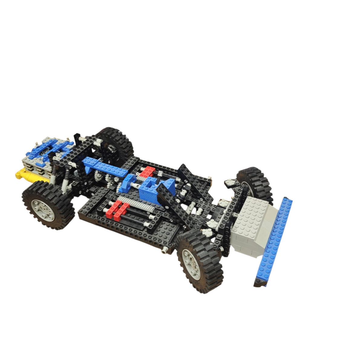 LEGO Technic 8860 Auto Chassis aus dem Jahr 1980  2 Stk.??