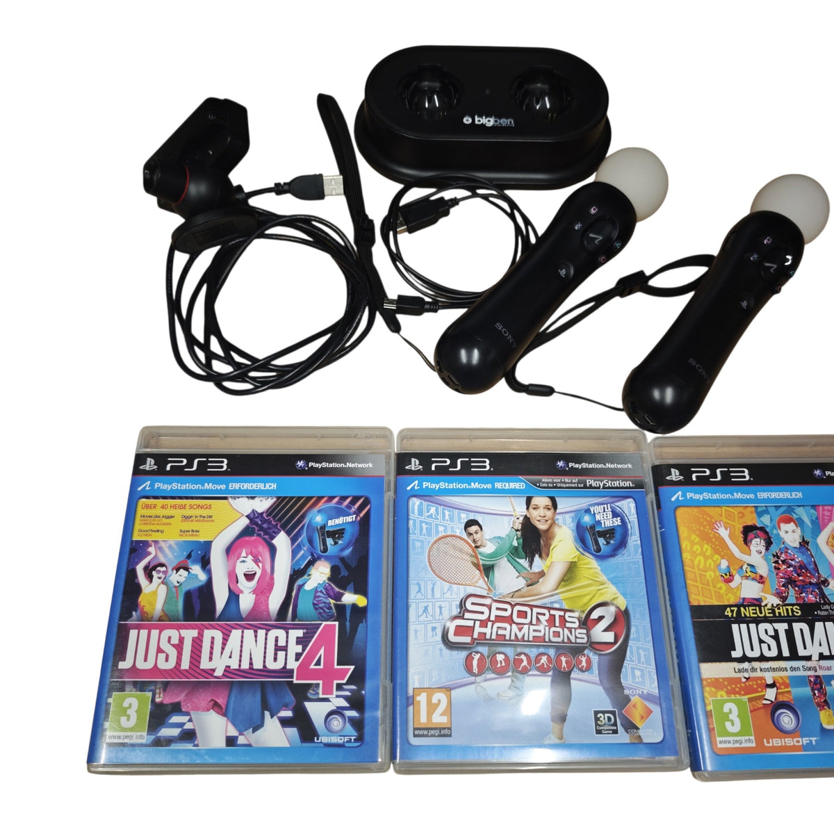 PlayStation Move-Set für die PlayStation 3 mit zwei Motion-Controllern, der PlayStation Eye-Kamera, einer Bigben-Ladestation und drei Spielen Just Dance 4, Sports Champions 2 und Just Dance 2014