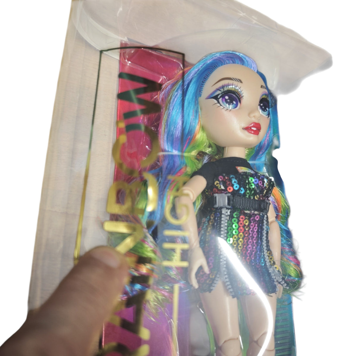 Rainbow High Amaya Raine Series 2 Modepuppe glitzerndem Regenbogen-Haar und zweitem Outfit-Set