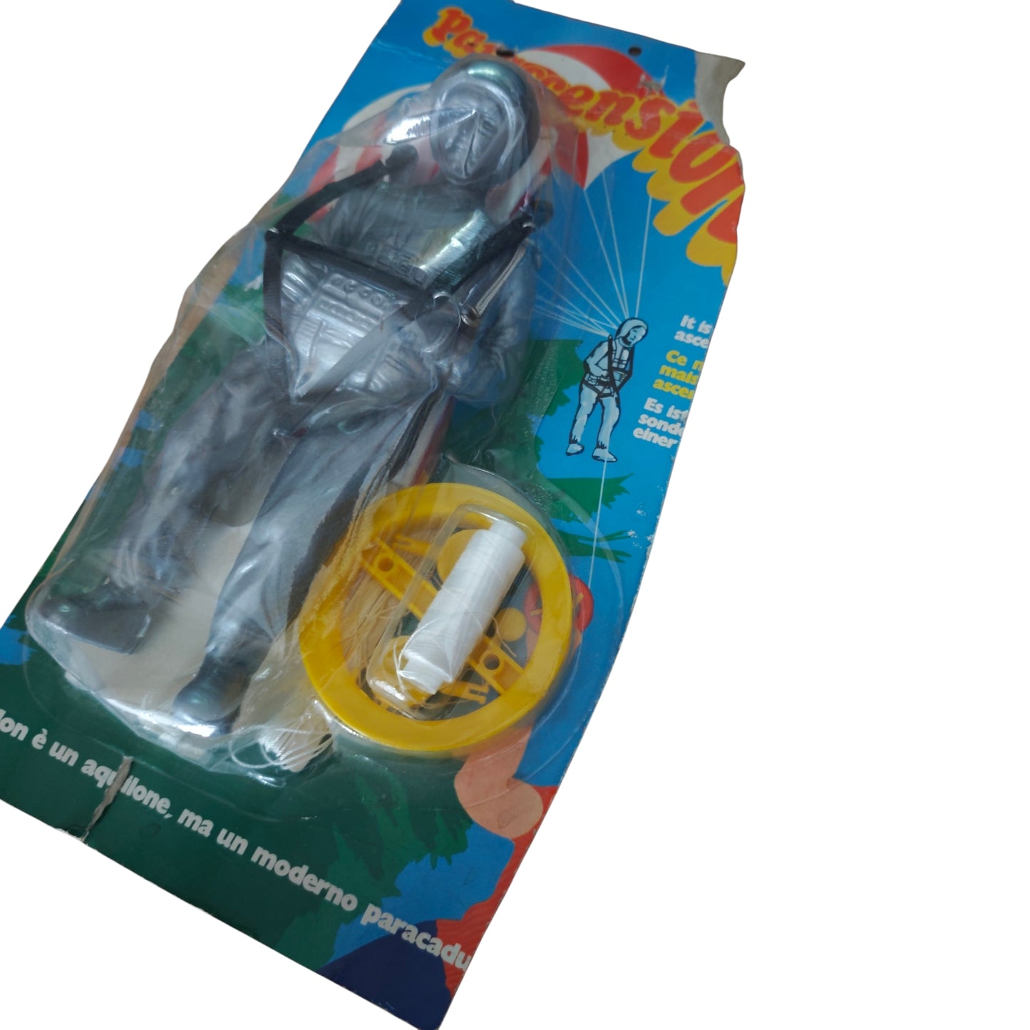 Vintage-Spielzeugfigur des Fallschirmspringers Parascensional Eolo II hergestellt von der italienischen Marke Giolitto in den 1960er- oder 1970er-Jahren