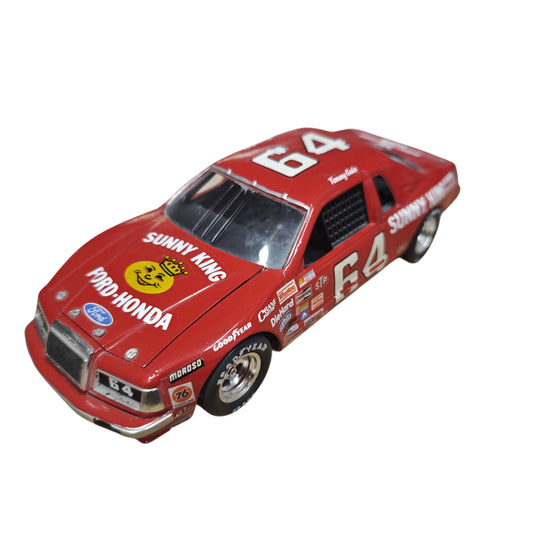 Modellauto NASCAR-Rennwagens Ford Thunderbird Startnummer 64 Sunny King Ford-Honda