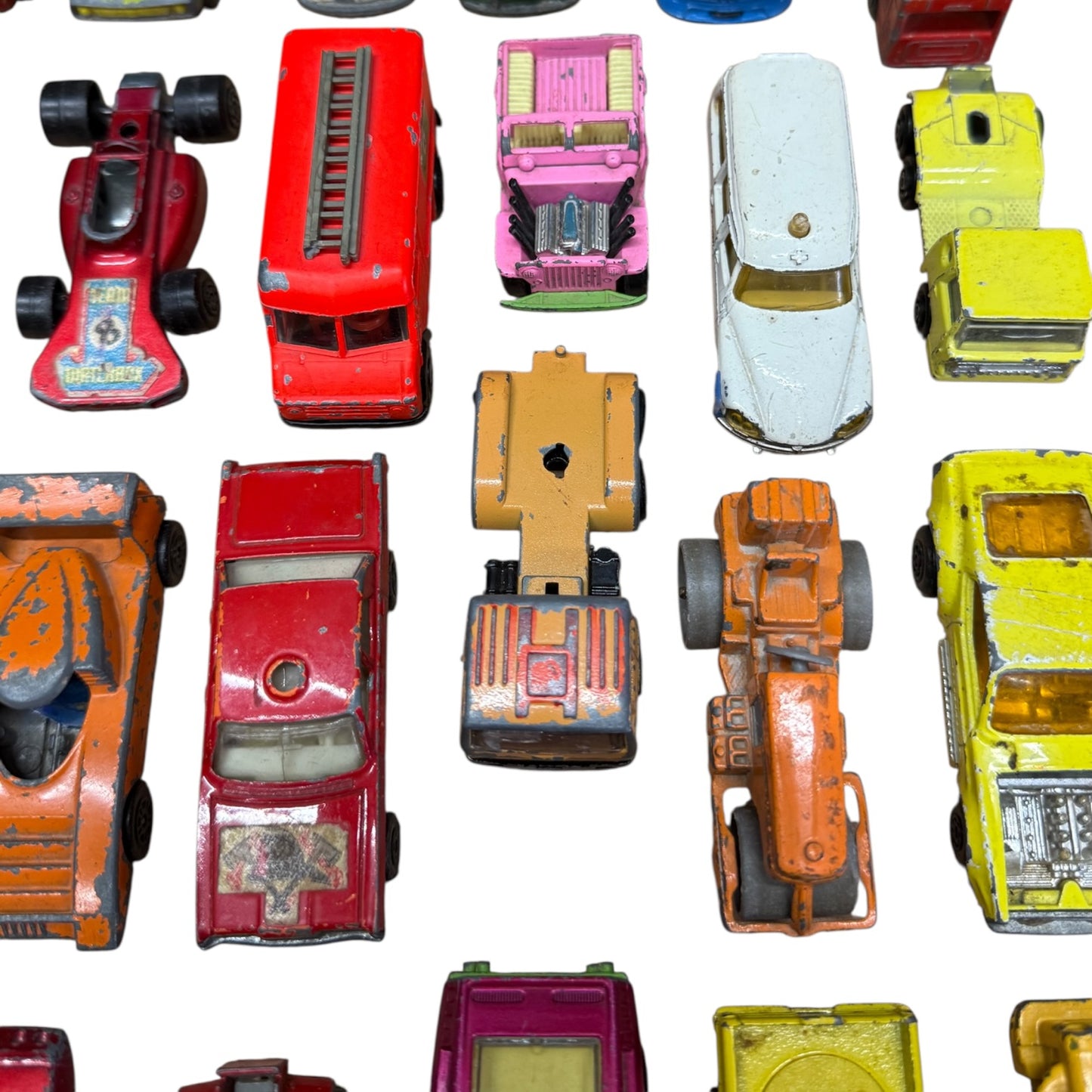 48 Stk Matchbox Autos Verschiedene alt