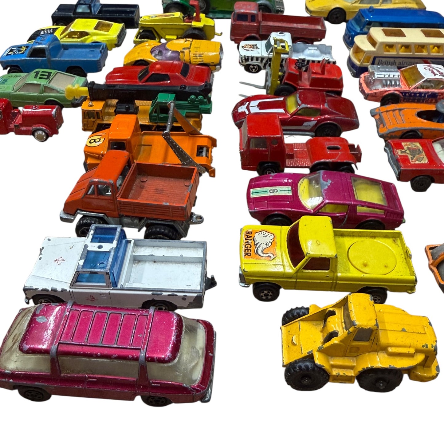 48 Stk Matchbox Autos Verschiedene alt
