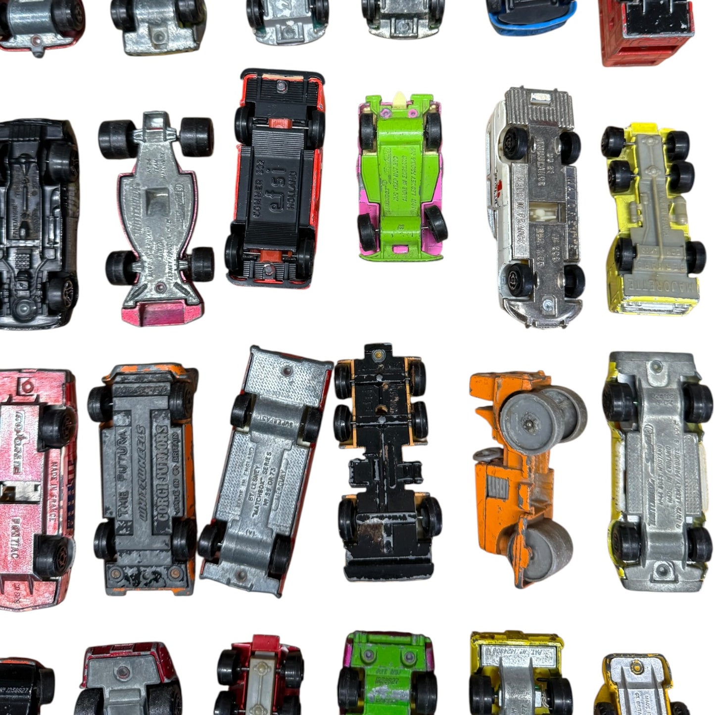 48 Stk Matchbox Autos Verschiedene alt