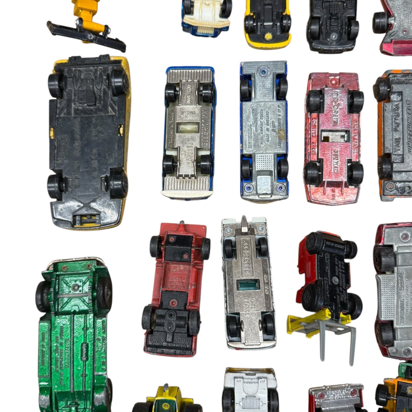 48 Stk Matchbox Autos Verschiedene alt
