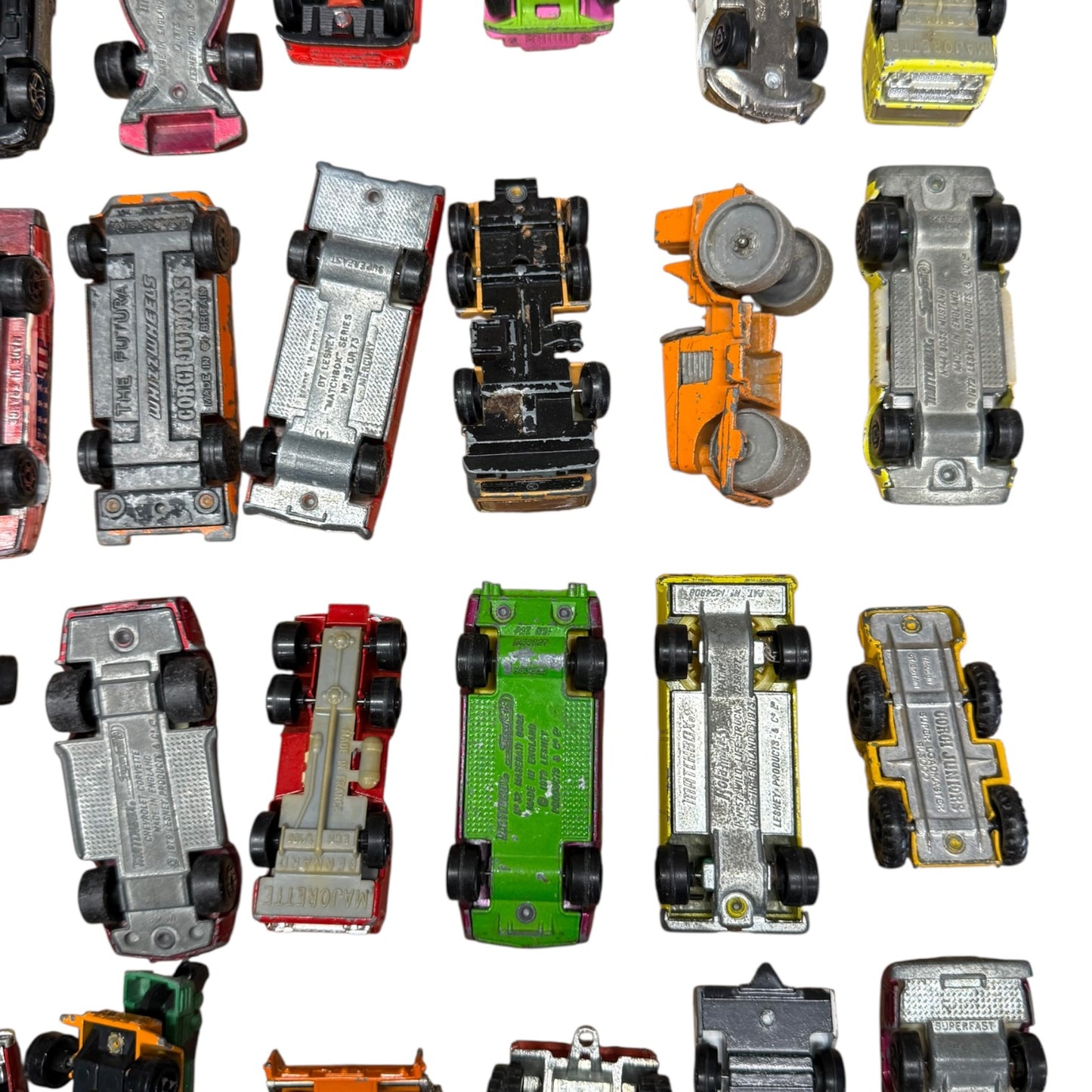 48 Stk Matchbox Autos Verschiedene alt