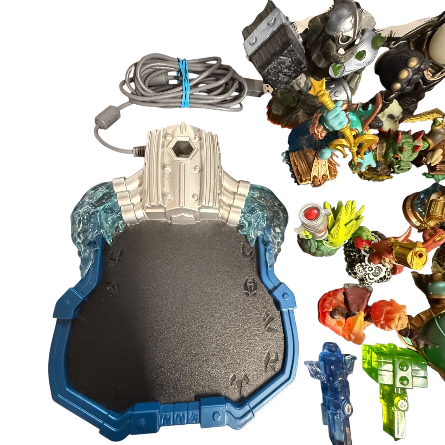 Skylanders LOT Konvolut 48 Stk. mit Portal