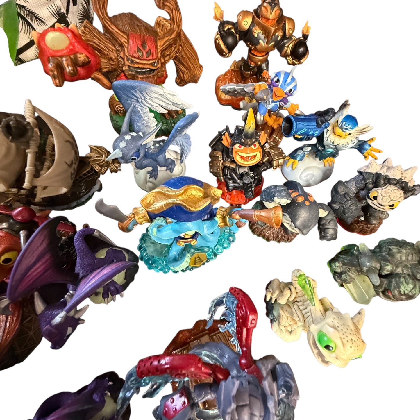 Skylanders LOT Konvolut 48 Stk. mit Portal