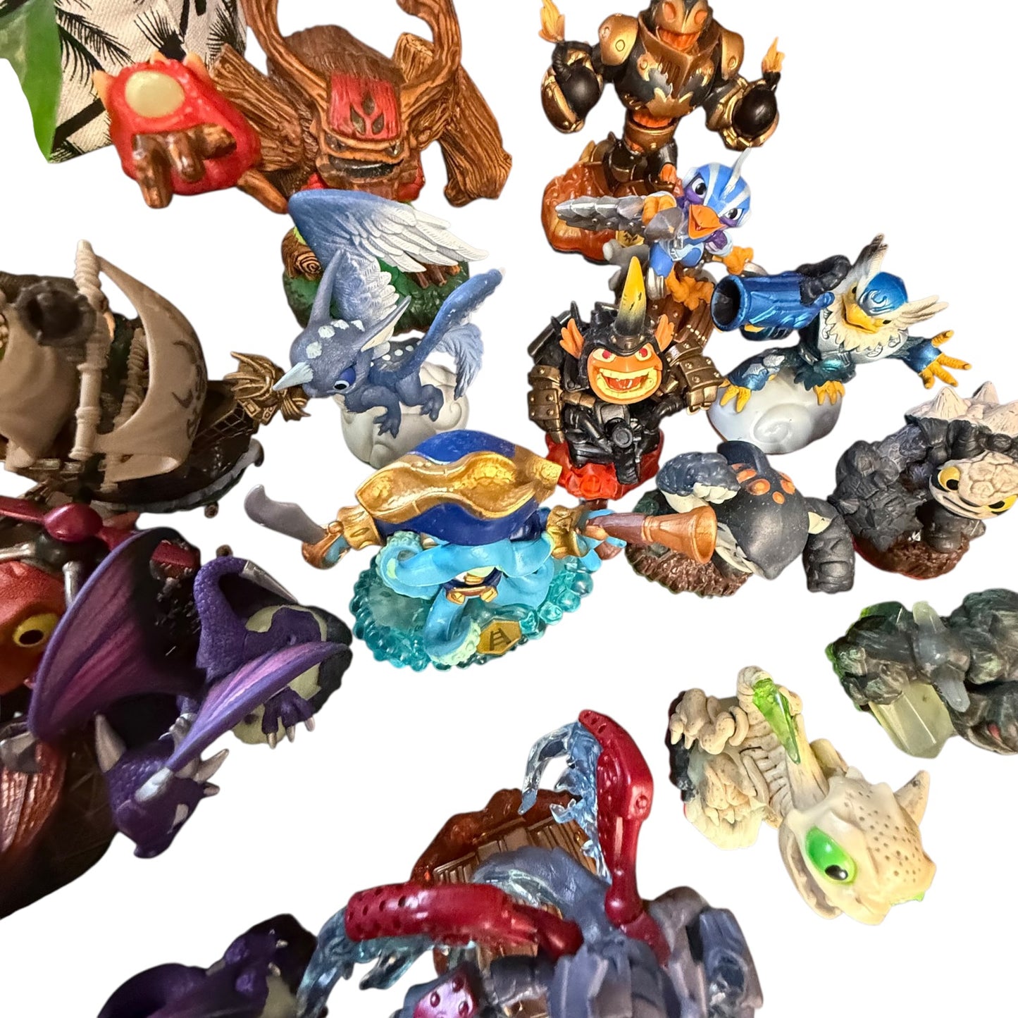Skylanders LOT Konvolut 48 Stk. mit Portal