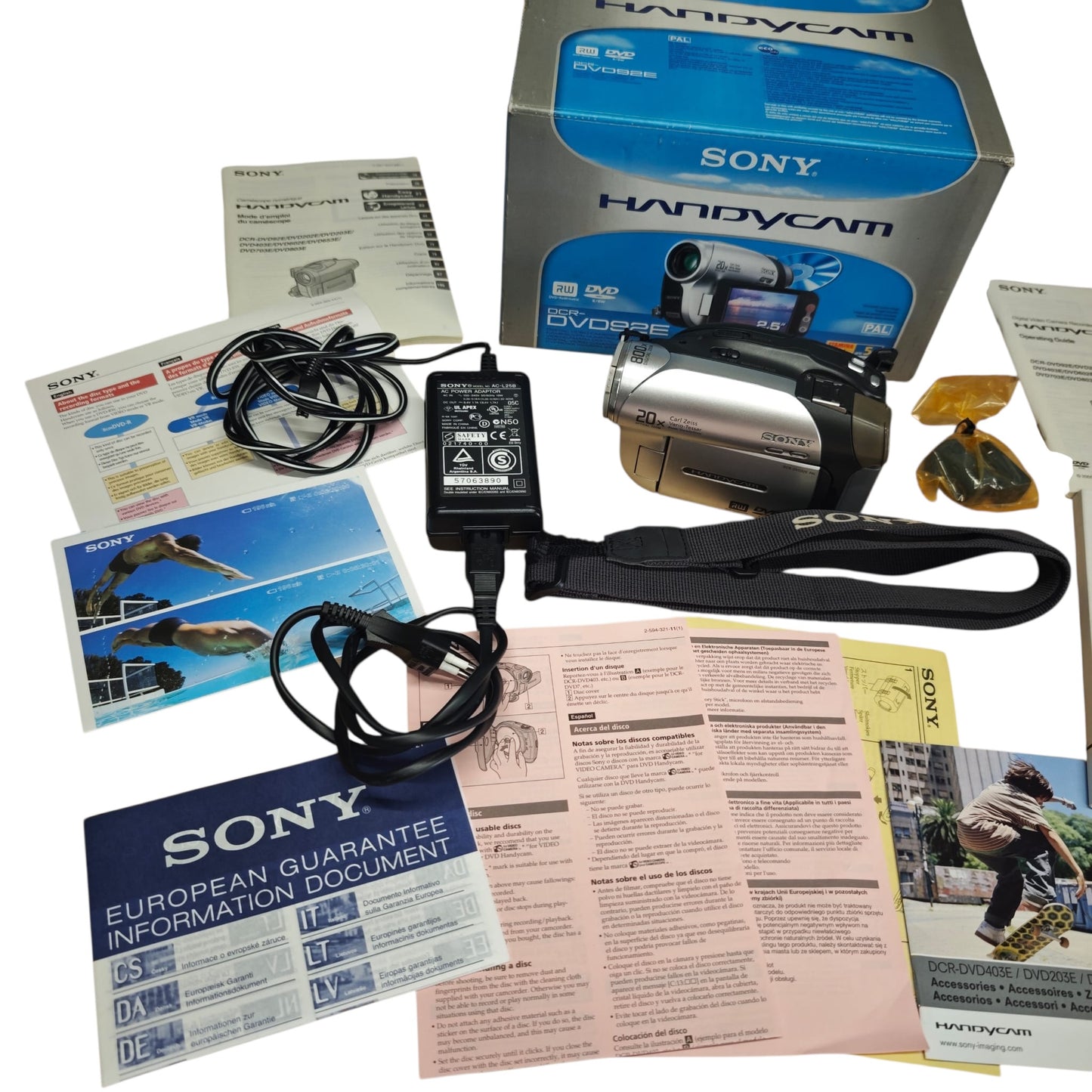 Sony Handycam DCR- DVD92E Zeiss  Camcorder