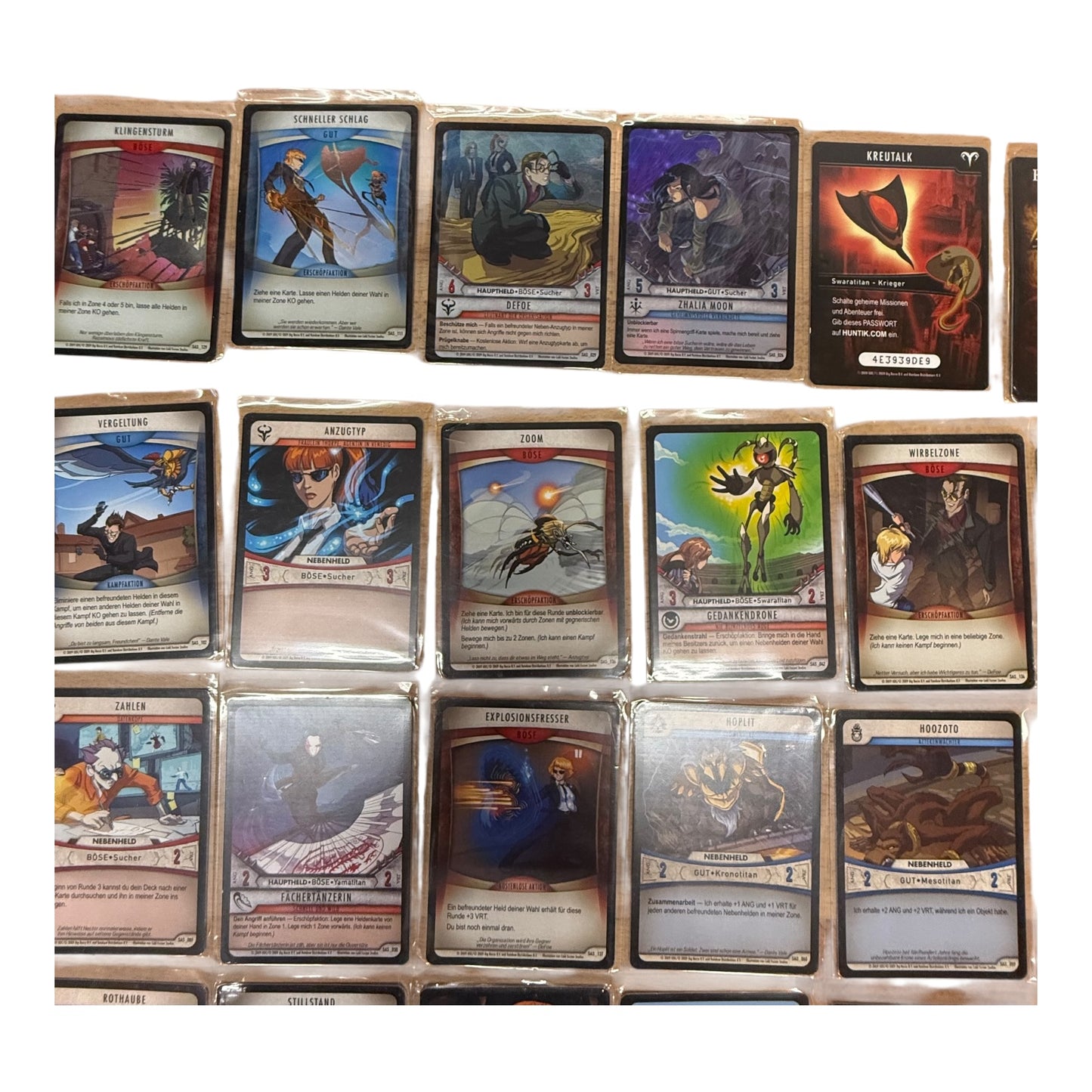 Huntik TCG 46 Stück davon 5 Holo Karten Sammelkarten