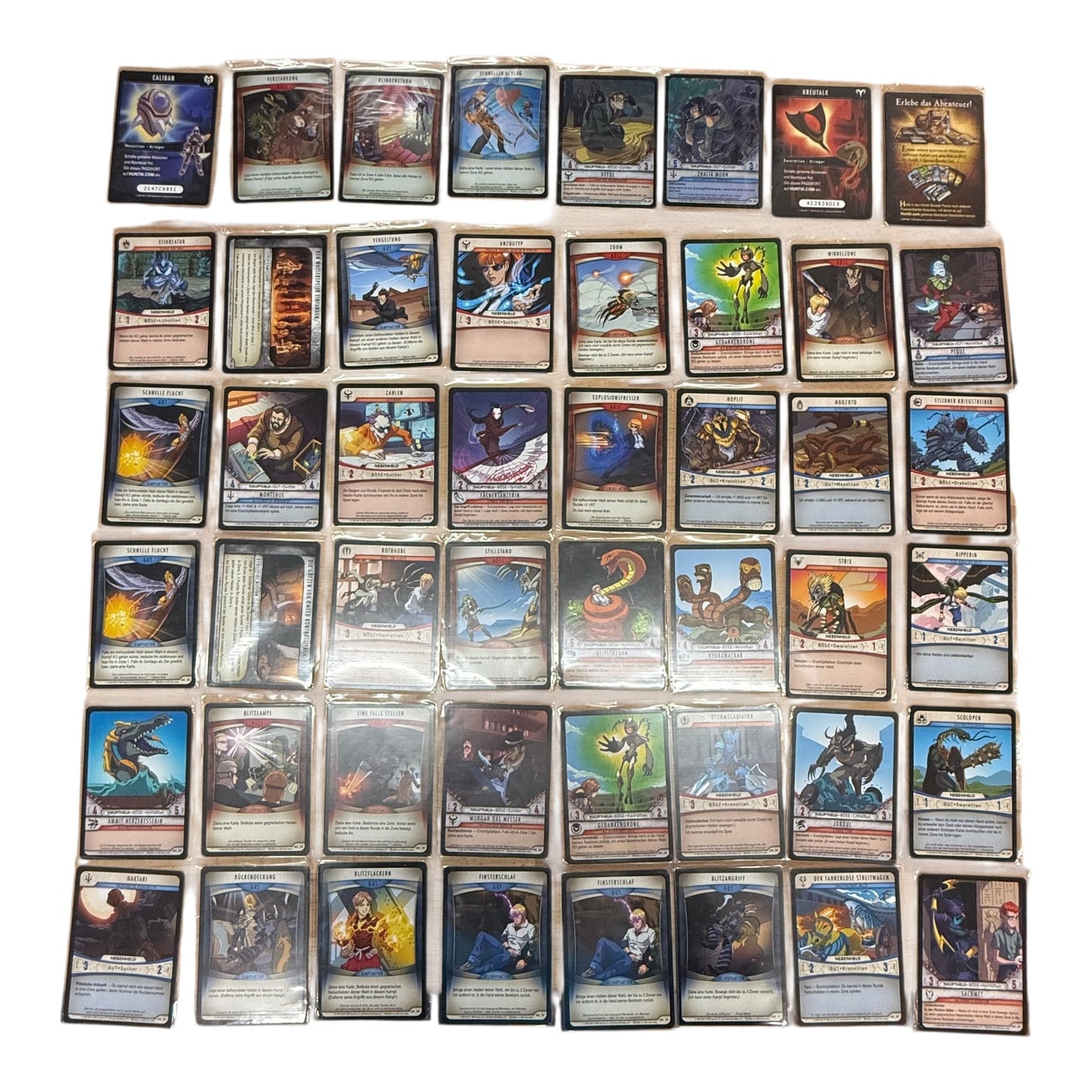 Huntik TCG 46 Stück davon 5 Holo Karten Sammelkarten